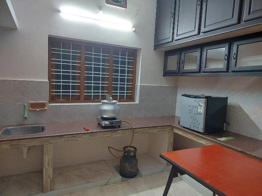 Home In Guruvayur-3 Bedroom Ngoại thất bức ảnh